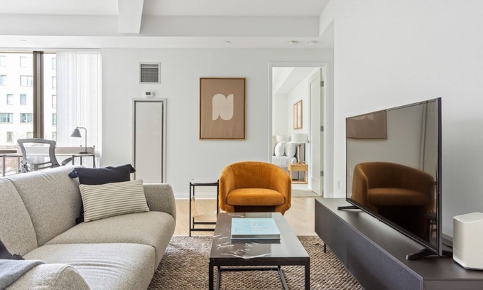 East Cambridge Apartment | Sleek Kendall Square 1BR w/Gym, W/D & Concierge, near MIT, by Blueground