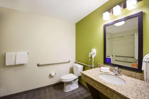 Colby Hotel | Sleep Inn & Suites Colby