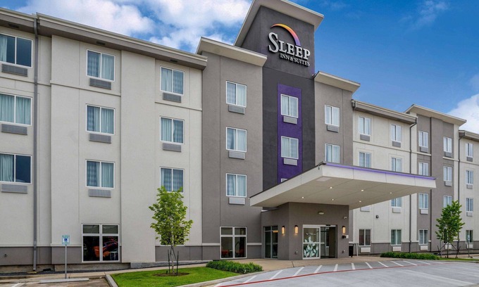 Westchase Hotel | Sleep Inn & Suites near Westchase