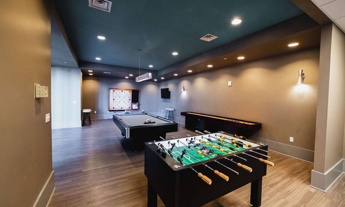 Springfield Apartment | Sleepover: Superb 1BD/1BA - Downtown Springfield