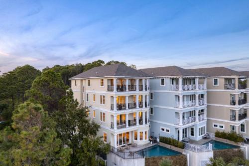 Palmetto Dunes House | Sleeps 24 Private Beach Boardwalk Infinity Pool 20 Bradley Cir by AvantStay