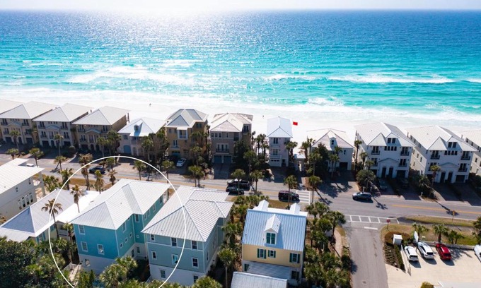 Frangista Beach House | Slice of Paradise