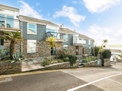 Rock House | Slipway 21