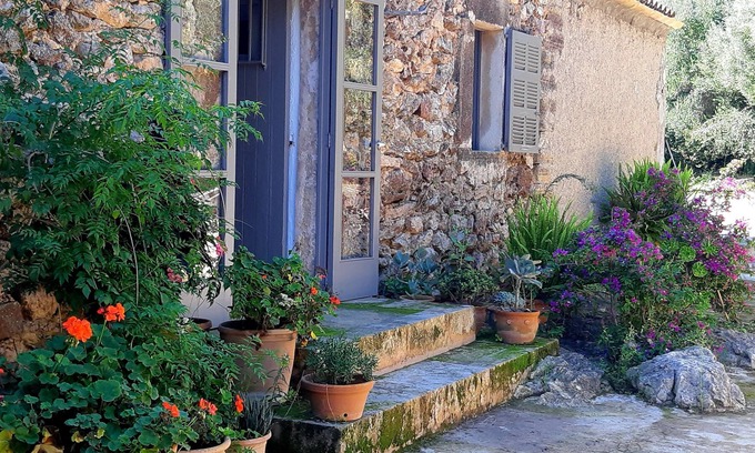 Sant Llorenc des Cardassar Cottage | Slow home close to Artà