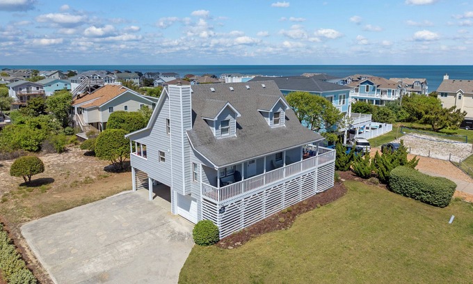 Carolina Dunes House | Slumbering Duck: 2-Min Walk to Beach | Dogs OK