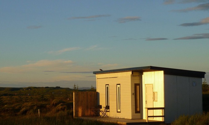 Selfoss House | Small but mighty: Immersed in nature, 10 minutes from Selfoss
