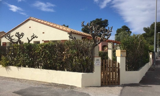 Sainte-Marie-Plage House | Small detached villa near the sea