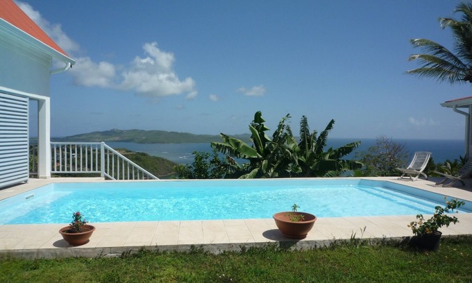Le Robert House | Small furnished house with pool Le Robert Martinique
