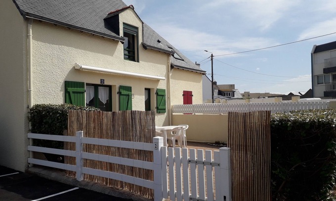 Quiberon House | Small house facing the wild coast of Quiberon, ocean view.