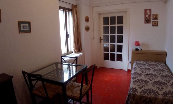 Ferrandina House | Small independent suite just a stone's throw from the historic center of Ferrandina.