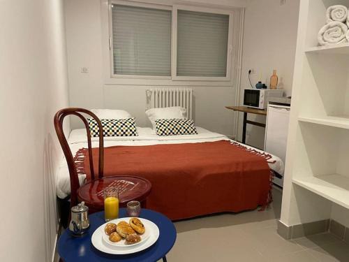 Le Vieux Saint-Maur Apartment | Small studette in aparthotel