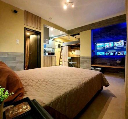 Kypseli Apartment | Smart Cozy Studio at Athens 30 Sqm with yard semi-basement