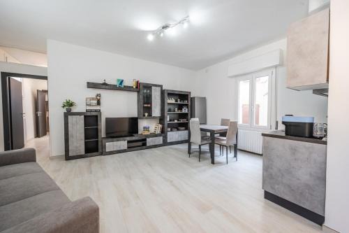 Buon Pastore-Sant'Agnese-San Damaso Apartment | Smart Life House in the heart of Modena