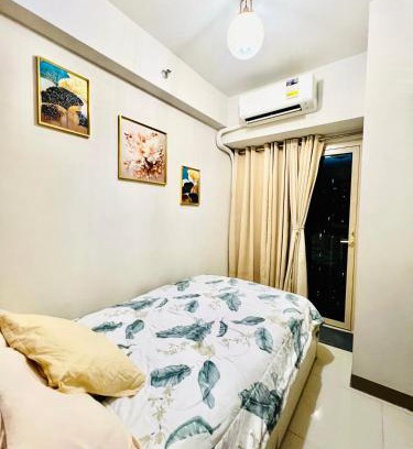 Pasay House | SMDC Coast Residences Booking unit- Ana D'arcy Staycation
