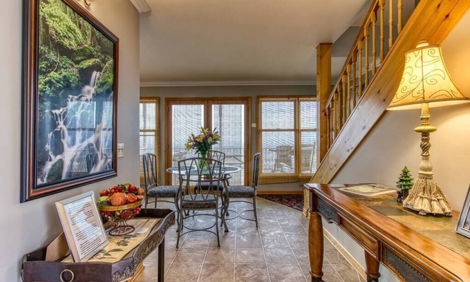 Bluff Mountain House | Smoky Mtn Getaway! Views For Days