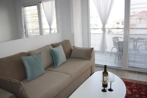 Durres Apartment | Snajder Apartment, 50m BEACH, 2 bedrooms, 2 bathrooms, 1living room, SELF CHECK-IN