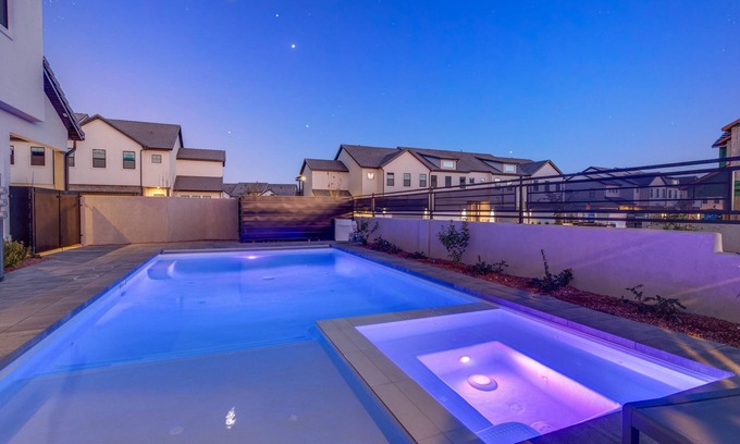 Ivins House | Snow Canyon Oasis | Ocotillo 42 | Large Private Pool and Hot Tub, 2 Firepits, 2 PlayStations