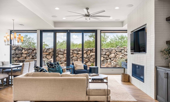 Ivins House | Snow Canyon Sanctuary #8: 4 bed, 4 baths, pool, pickleball, mountain views.
