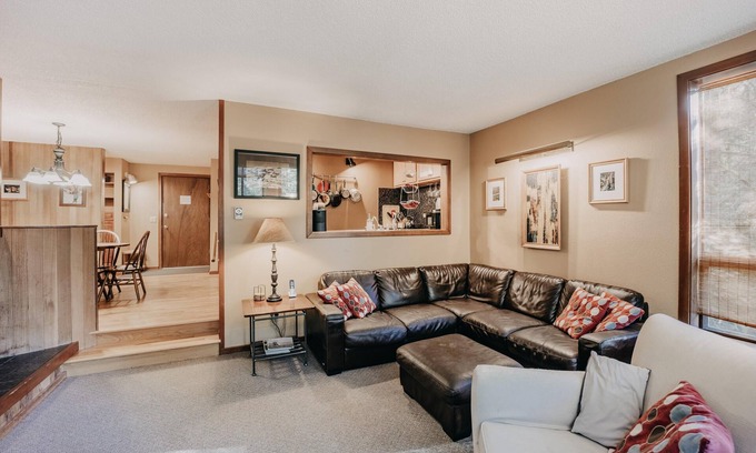 Glacier Condo | Snowater Condo #41 - A spacious condo with private sauna Wifi and a soaker tub