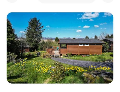 Bronaber Apartment | Snowdonia Escapes # TRANQUIL CABIN with Views, Wi-Fi, Dog Friendly & Parking