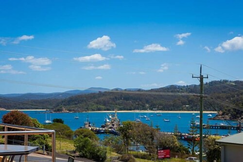 Eden Villa | Snug Cove Villas, 2 Bedroom with loft & Stunning Views 1+ nights