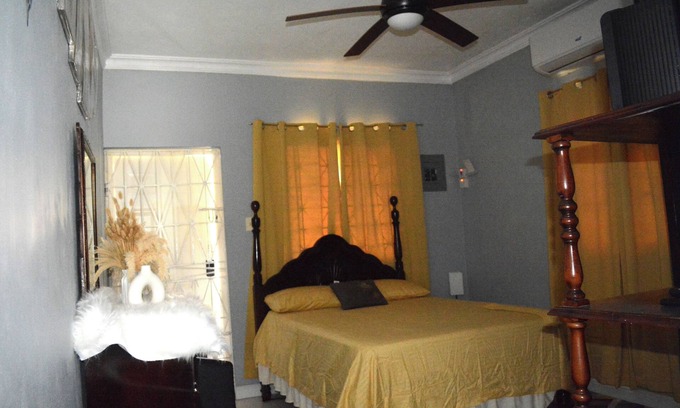 Portmore Apartment | Snuggled Oasis Studio.