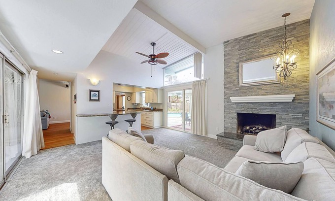 Bonita House | So Cal base