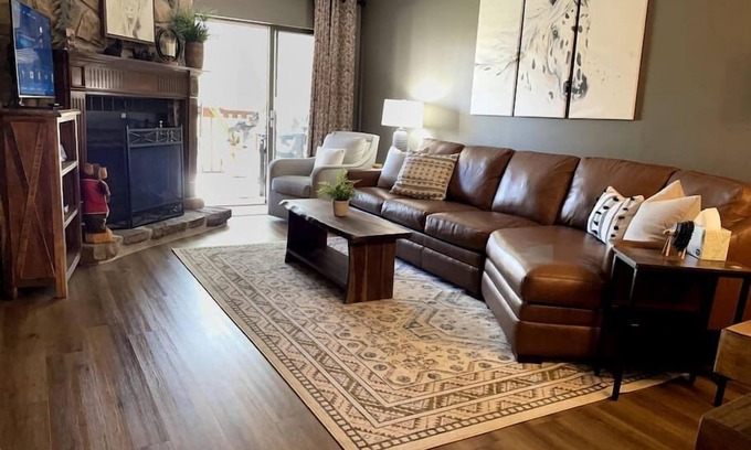 Chalet Village Condo | So Peaceful! Cozy, Comfy and 4 beds @ Boo Bear