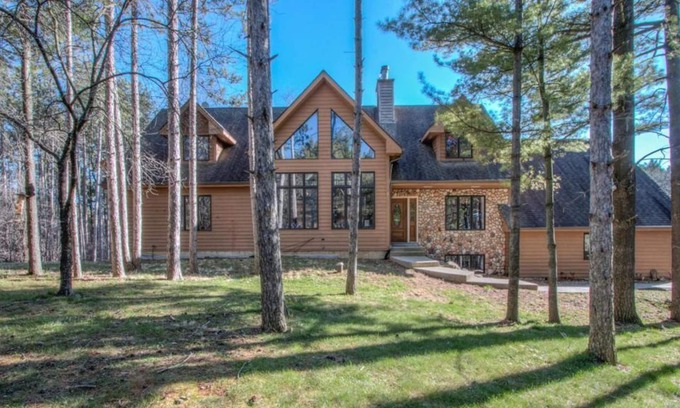 Whitewater House | So spacious and cozy! Near lake with a private backyard with pool