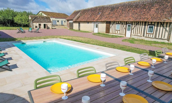 Droue Villa | So Villa Huchetiere - Piscine Chauffée - Basket - 2h Paris - 30 p