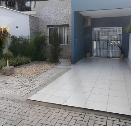 Barra Velha House | Sobrado na praia, super aconchegante perto do Mar.