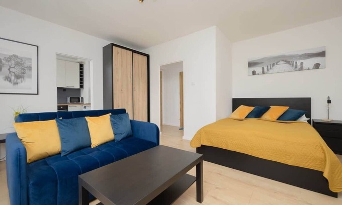 Mokotow Apartment | Soczi 8 | Warsaw | Compact studio | WiFi | SmartTV