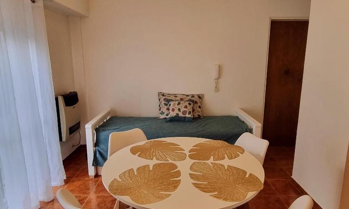 Bahia Blanca Apartment | Sol 2