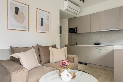 Exarhia Apartment | Sol by Zoia Living