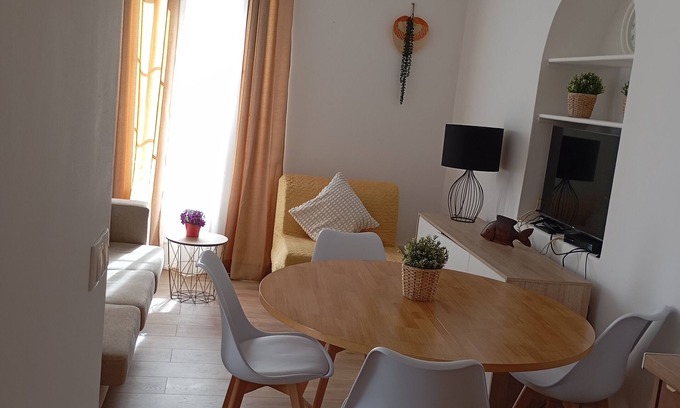 Setubal House | Sol e Rio villa 5 minutes from the river and always sunny