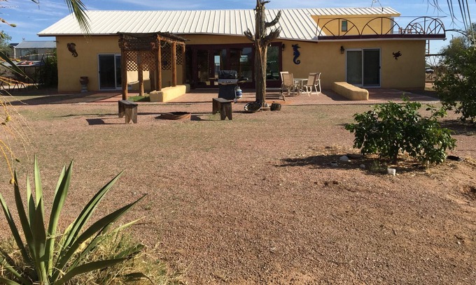 Maricopa House | Solar-Powered Environmentally-Friendly Retreat with Horse Arena