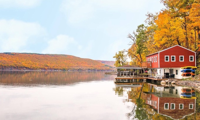 Grange Landing Cottage | Solitude: "Canandaigua Lake Front + Large Family Home for Finger Lakes Vacation"