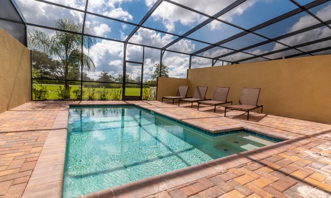 Loughman House | ☀ Solterra Resort - Disney Area - Toy Story Room - Lazy River & Waterslides ⛱