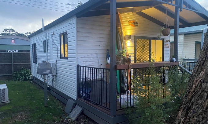 Mornington Peninsula Cabin | Somers Beach Cabin. New Year’s Availability