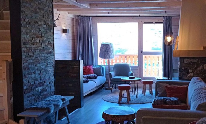 Val-Thorens Ski Chalet | Somptueux chalet 130 m², 11 pers, vue montagnes, cheminée, 5 chambres - FR-1-545-27