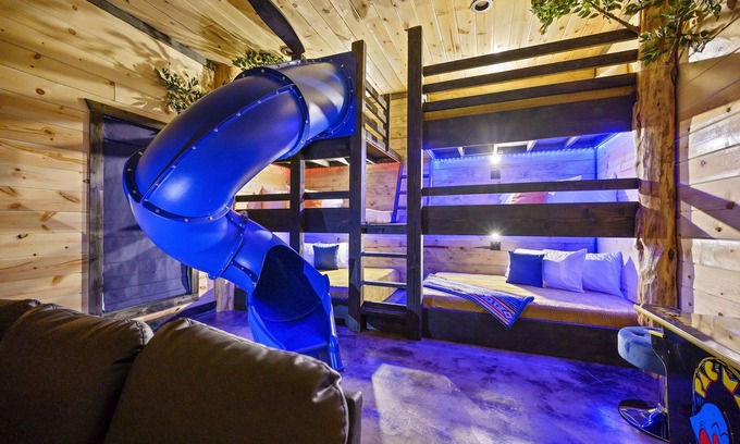 Broken Bow Cabin | SoMuchFawn HotTub Sauna Playground Games BunkSlide