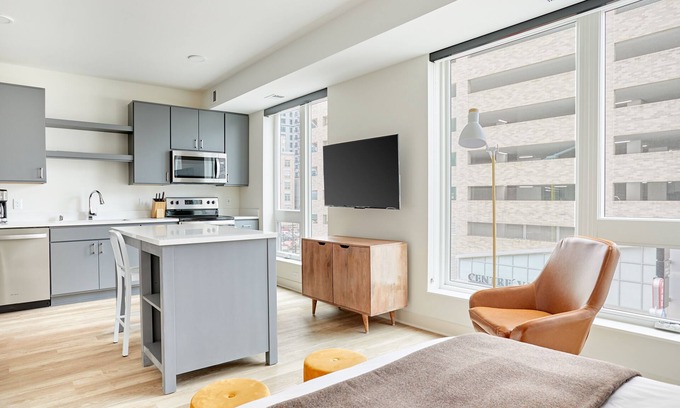 Downtown Minneapolis Apartment | Sonder at Sora | Studio Apartment