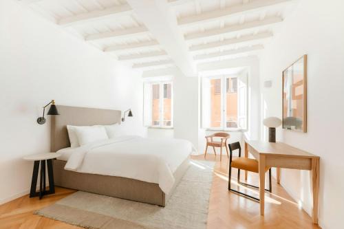 Rione V Ponte Apartment | Sonder by Marriott Bonvoy Palazzo Taverna Apartments Piazza Navona