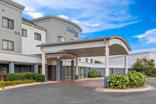 Junction City Hotel | Sonesta Essential Junction City