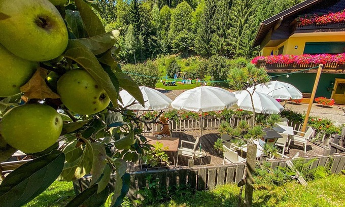 Poertschach am Woerthersee Apartment | Sonnendoppelzimmer 4 - Ferienappartements Sonnenhügel