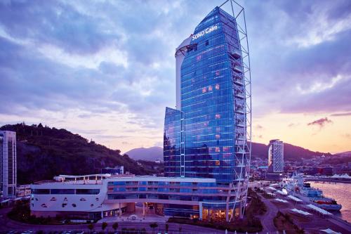 Chongp'o Hotel | Sono Calm Yeosu
