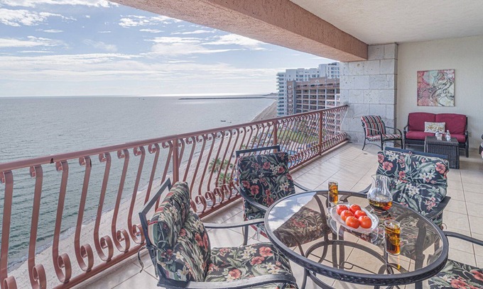 Puerto Penasco Condo | Sonoran Sun E-901 Sunshine-365 3 BR Oceanfront
