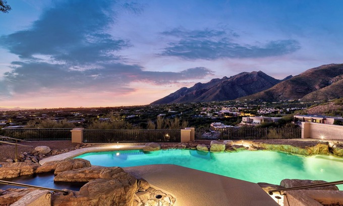 Sin Vacas House | Sonoran Sunset:Breathtaking Views/Heated Pool + Spa