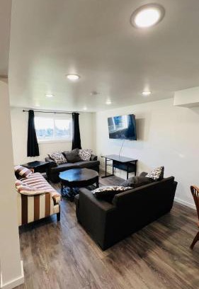 Sooke Apartment | Sooke Mountain View Suite