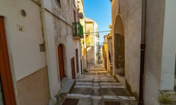 Monte Sant'Angelo House | SOPRAMONTE HOUSE - South room